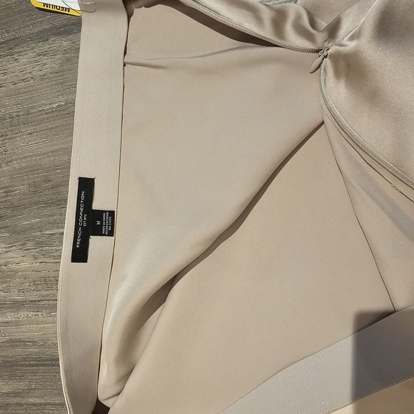 Elegant Beige Women's Skirt - Picture 6 of 8